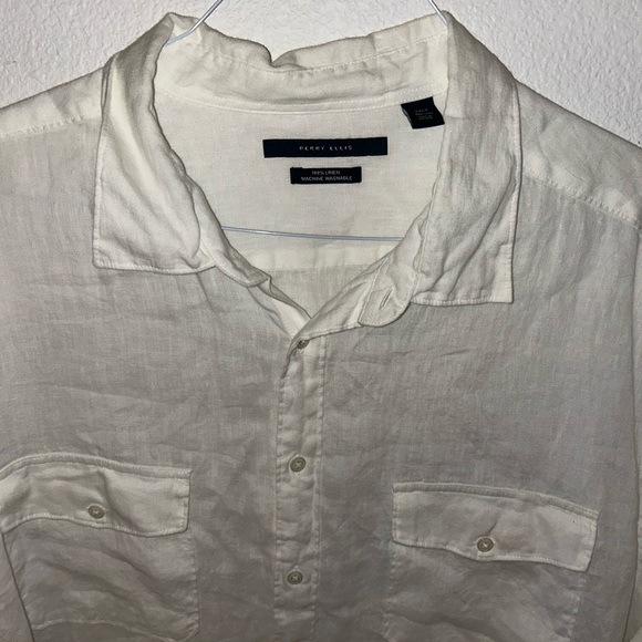White linen Button up - Picture 2 of 3